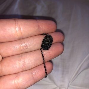 Black Kendra Scott necklace